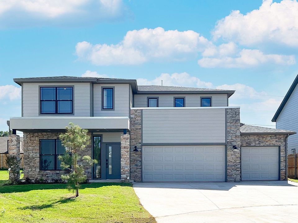1st image of 17608 Valley Crest Trl