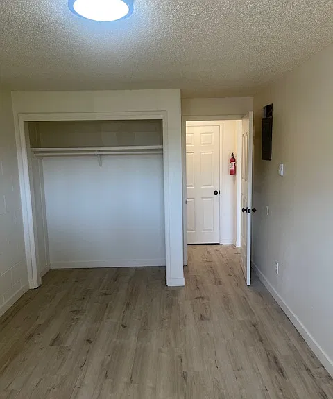 Good size bedroom