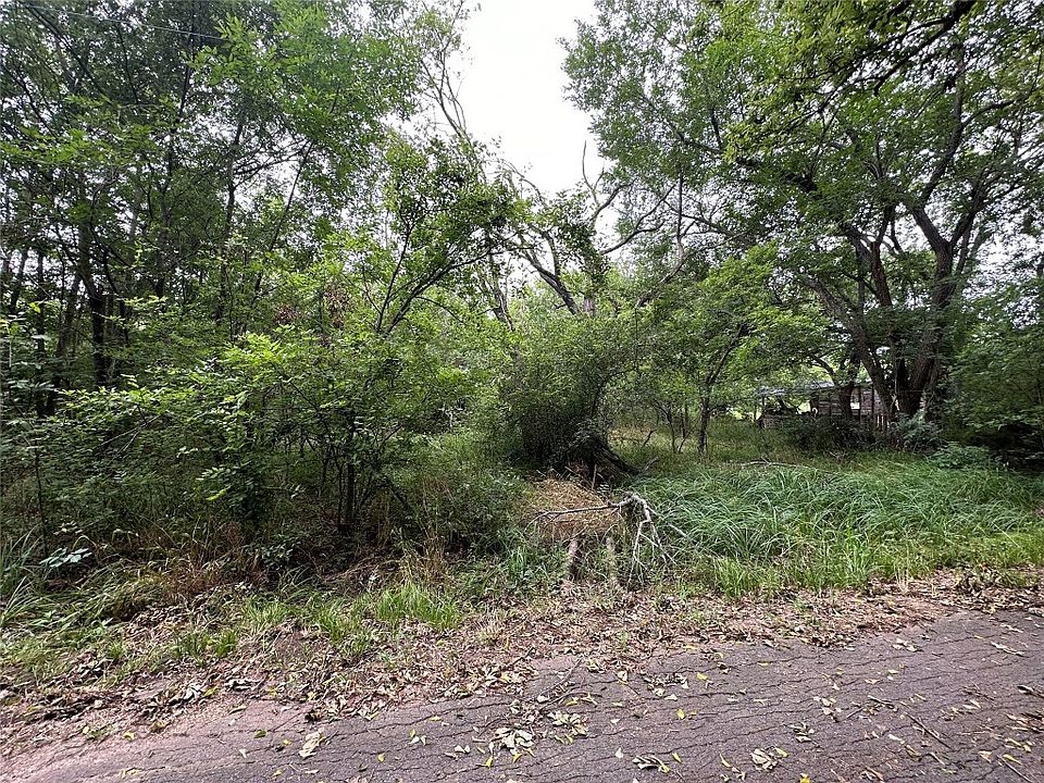 1st image of 3 County Road 2023