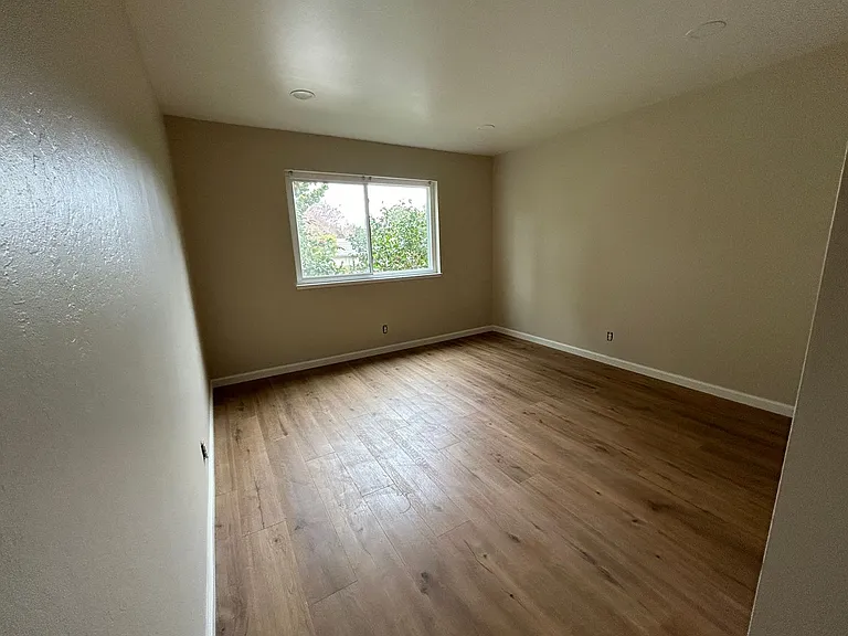 21 Willow Rd #18 — Photo 17