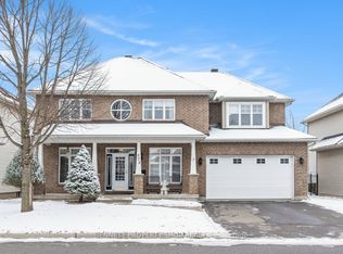 578 Devonwood Cir, Ottawa, ON K1T4E6