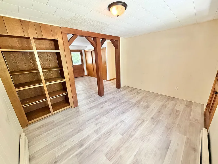 203 Maple St — Photo 6
