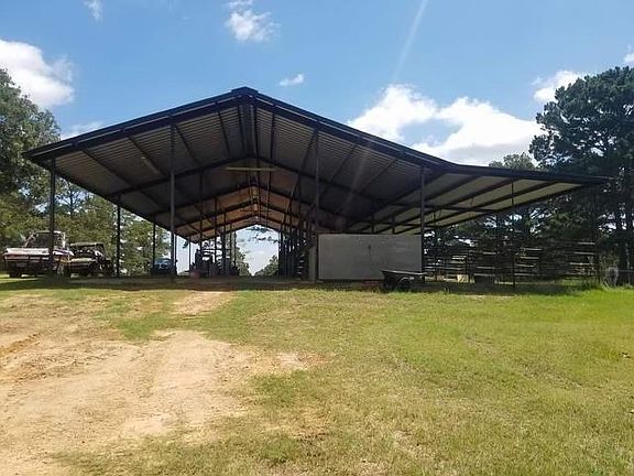 2nd image of 2642 Highway 290 E