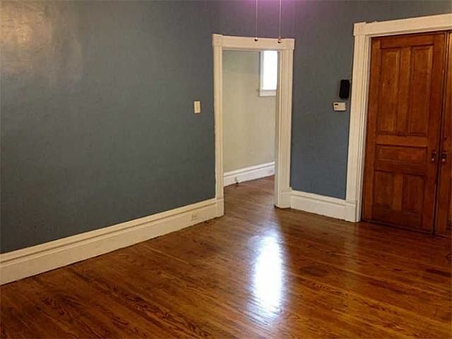 1st image of 320 N 1st St