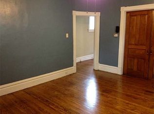 320 N 1st St, Jeannette, PA 15644