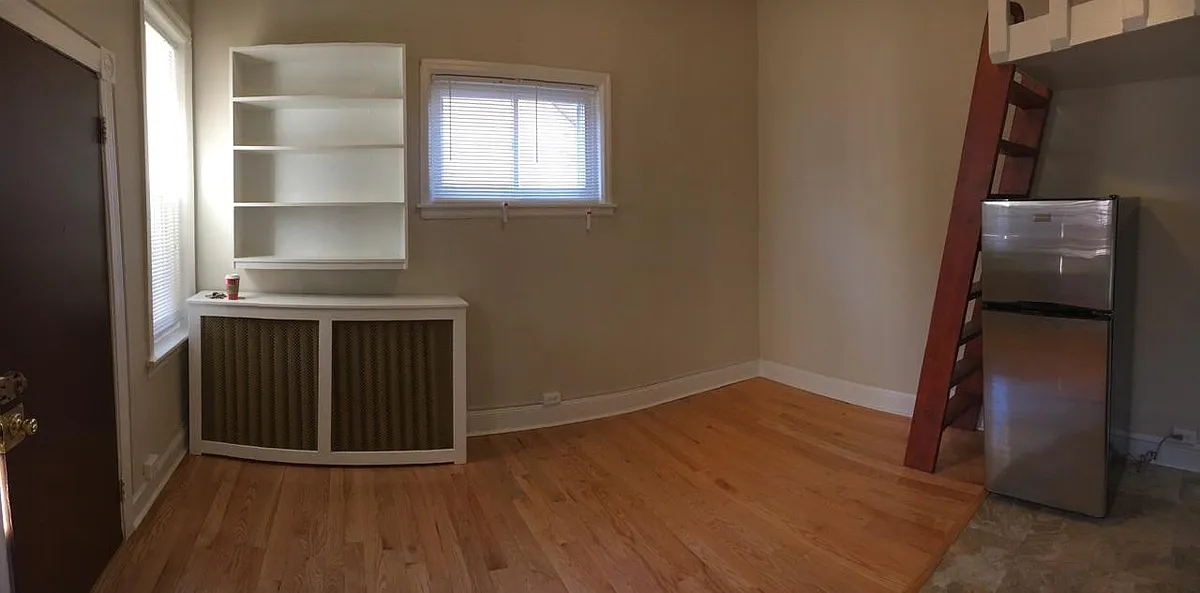 Building Photo - 4022 Spruce St #2B