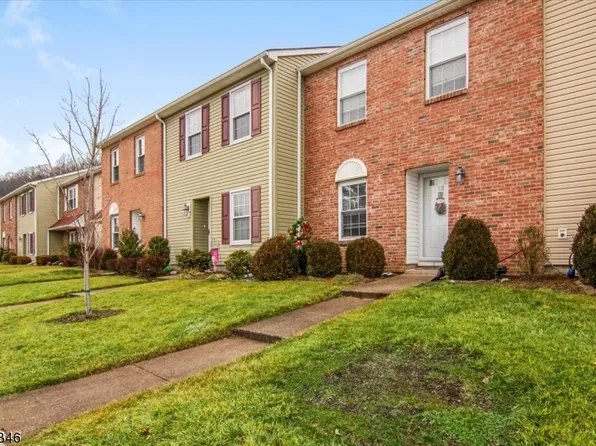 13 Toms Point Ln, Lincoln Park Boro, NJ 07035