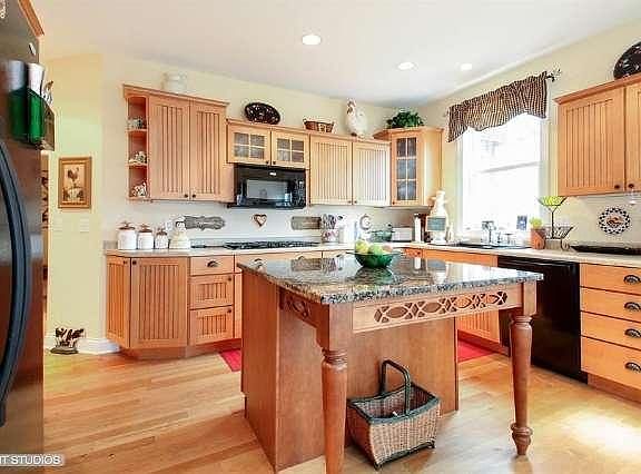 5th image of 3520 West Dr #50-1/1