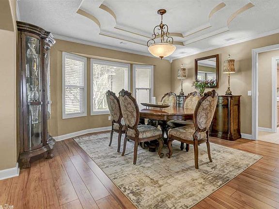 5th image of 7 Aventura Ln