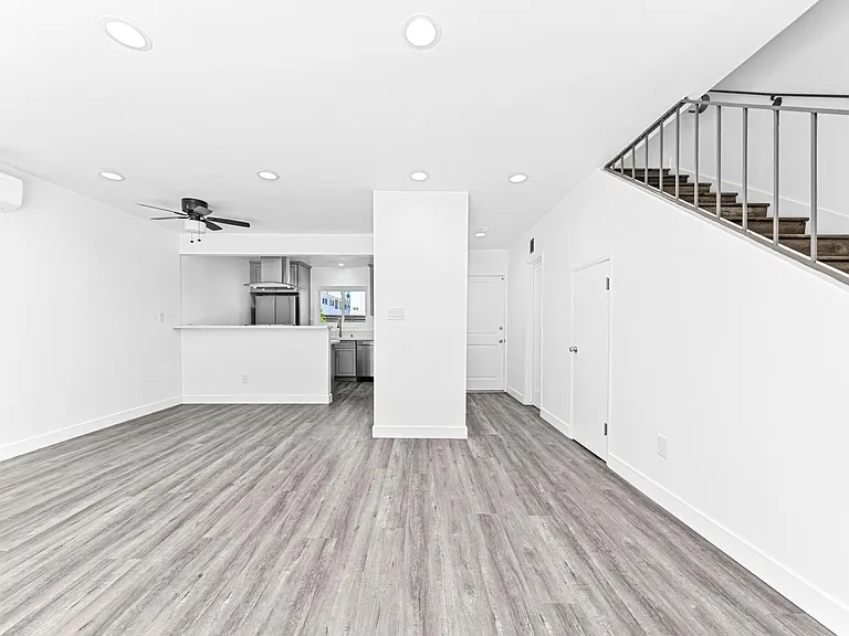 1907 Corinth Ave #2 — Photo 13