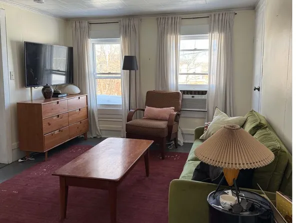 Kingston Mews, 7 Russell St #3, Kingston, NY 12401