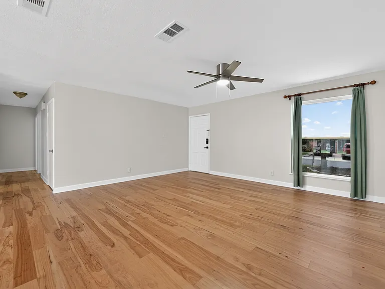 6700 La Salle Dr — Photo 27