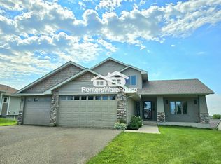 930 Aspen Cir, Watertown, MN 55388