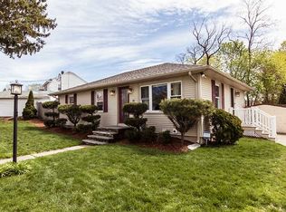 52 Speck Ave, Cranston, RI 02910