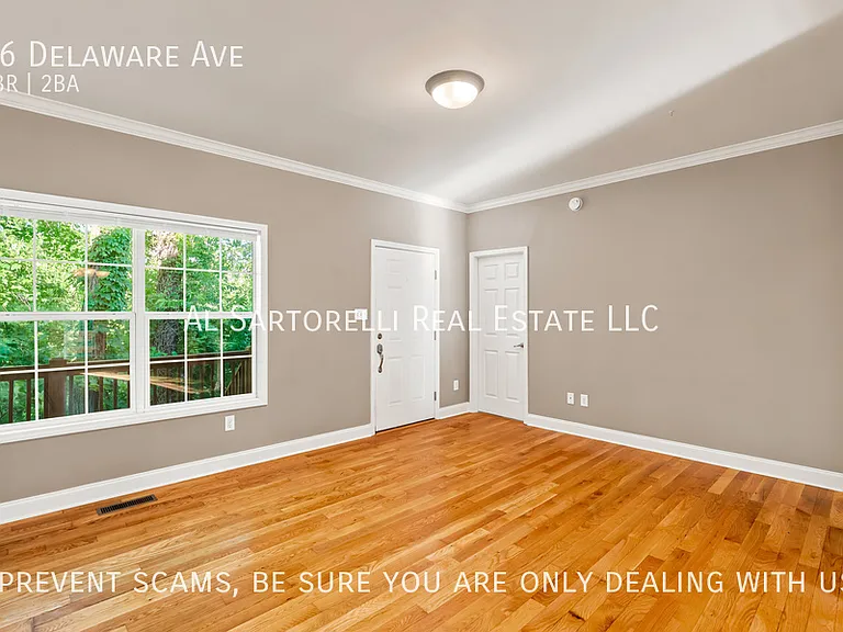 36 Delaware Ave — Photo 7