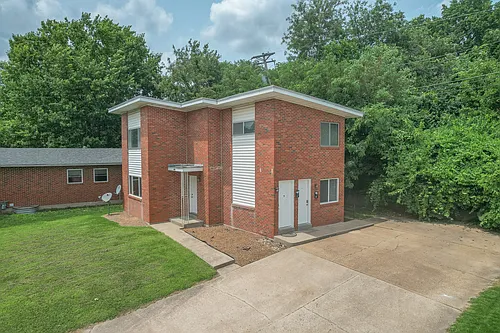 1502 Ridgewood Dr #B Photo 1
