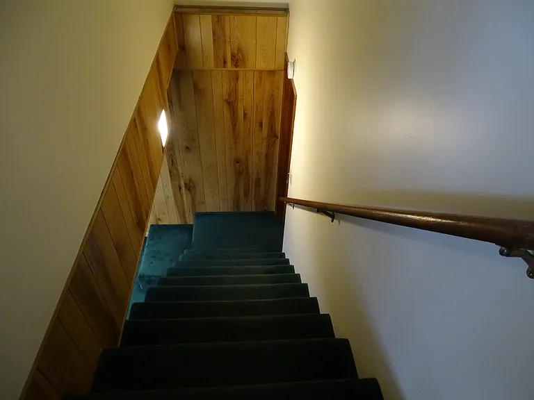 5694 Claridge Dr — Photo 23