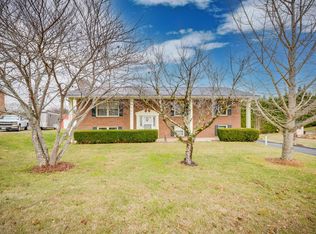 208 Mark Dr, Gray, TN 37615