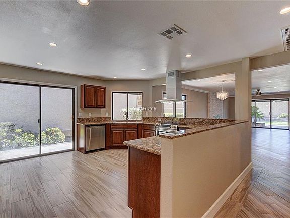 5th image of 2120 Plaza Del Padre