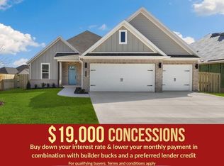 2121 Porter St, Pea Ridge, AR 72751