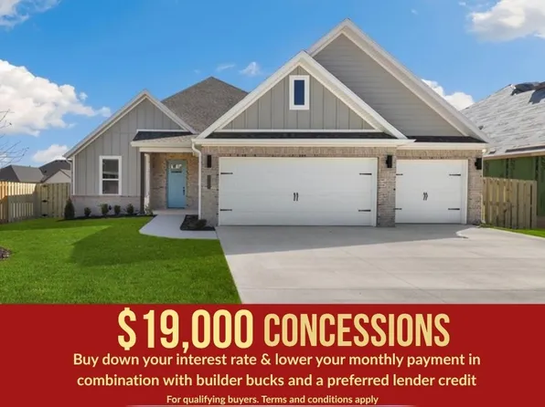 2121 Porter St, Pea Ridge, AR 72751