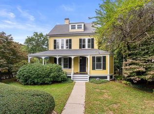 6 Mercer Cir, Cambridge, MA 02138
