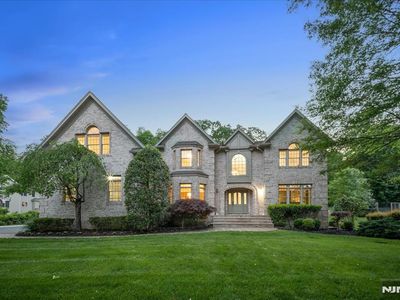 17 Sunset Ln, Upper Saddle River, NJ, 07458