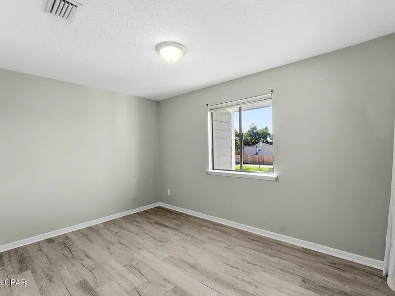 116 Cheri Ln — Photo 22