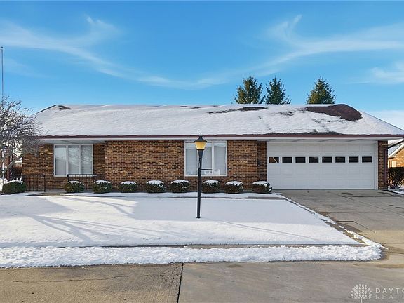 2nd image of 3031 Bradford Dr