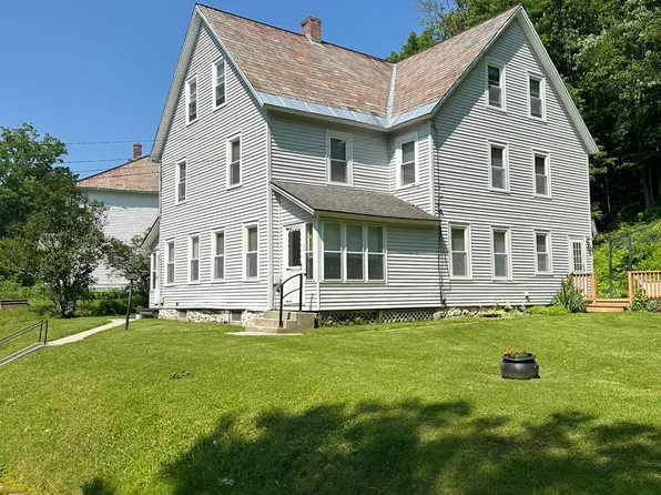 132 Crest St #134, North Adams, MA 01247