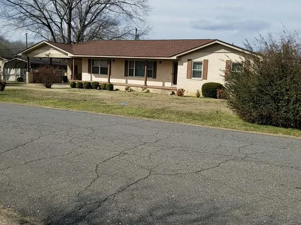 1632 Edgewood St, Malvern, AR 72104