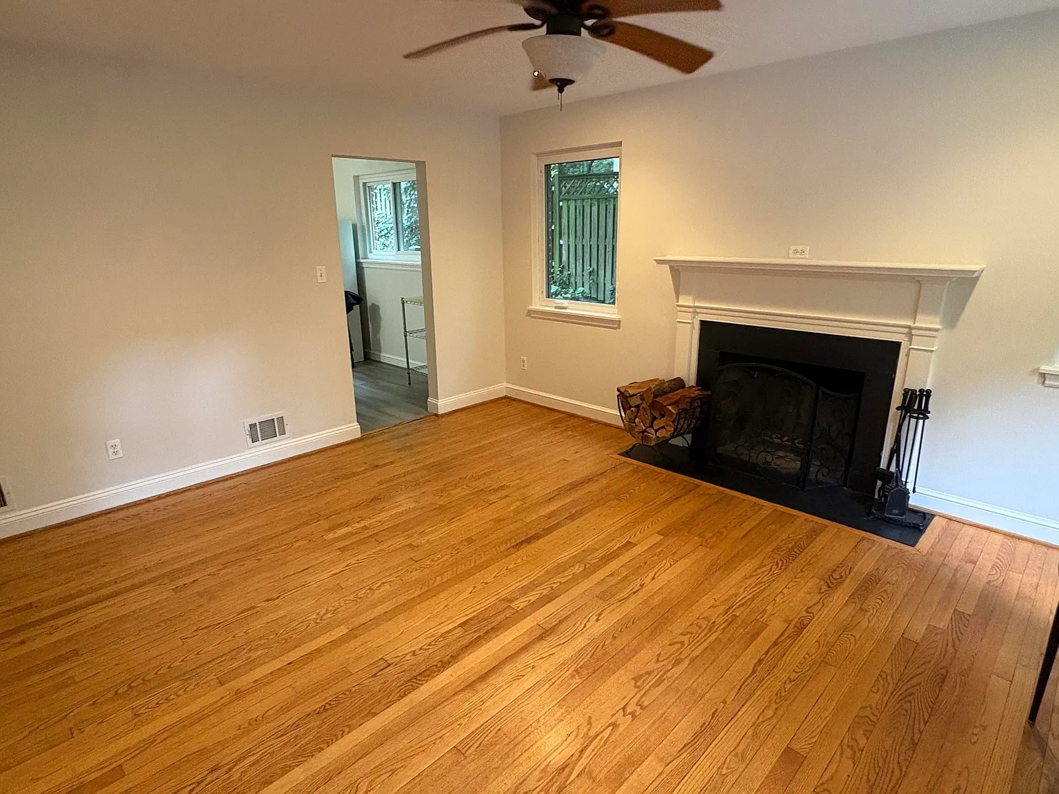 3 bed, 2.5 bath, 2152 sqft, $3,025 — Photo 2
