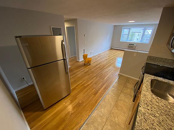 2nd image of 110A Babcock St #36