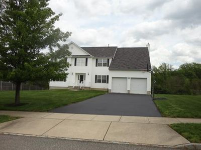 4 Christinalynn Dr, Monroe Township, NJ, 08831