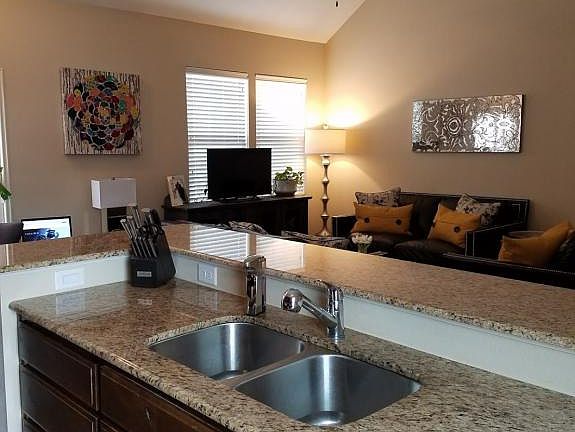 4th image of 1222 College Ave APT 210