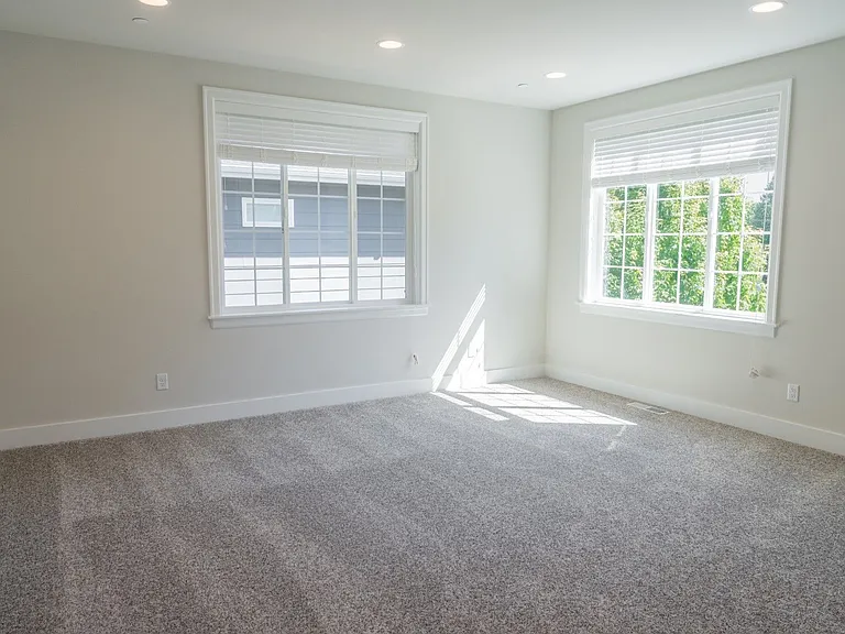 10420 NE 112th St — Photo 39