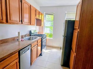 30-05 42nd St APT 3L, Astoria, NY 11103