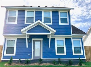 1805 N Izard Ln, Fayetteville, AR 72704