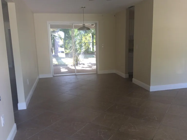 4480 Parrot Ave — Photo 8