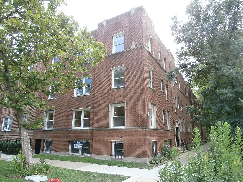 1st image of 6975 N Greenview Ave APT 3S