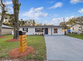 5220 Pine St, Seffner, FL 33584