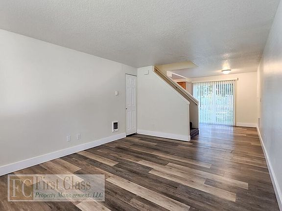 5th image of 3022 SE 38th Ct