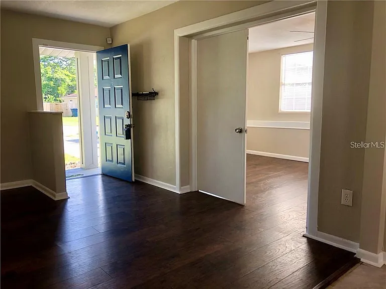 4106 W Oklahoma Ave — Photo 8