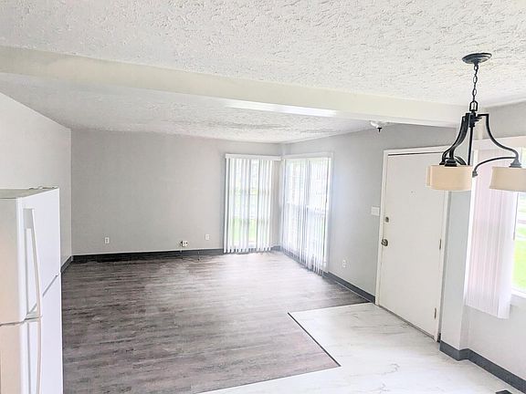 5th image of 1654 Moulin Ave