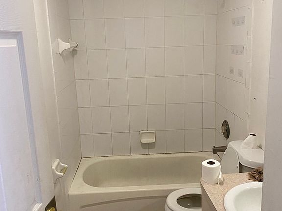 2nd image of 7506 Santa Barbara Dr