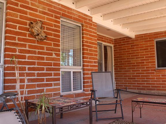2nd image of 2722 W Calle Arandas