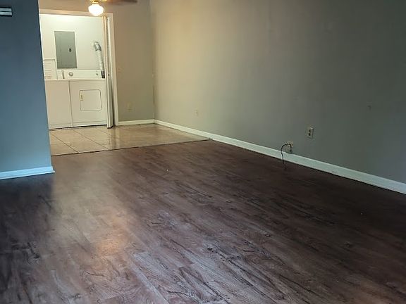 3rd image of 3404A Birchwood Dr #A