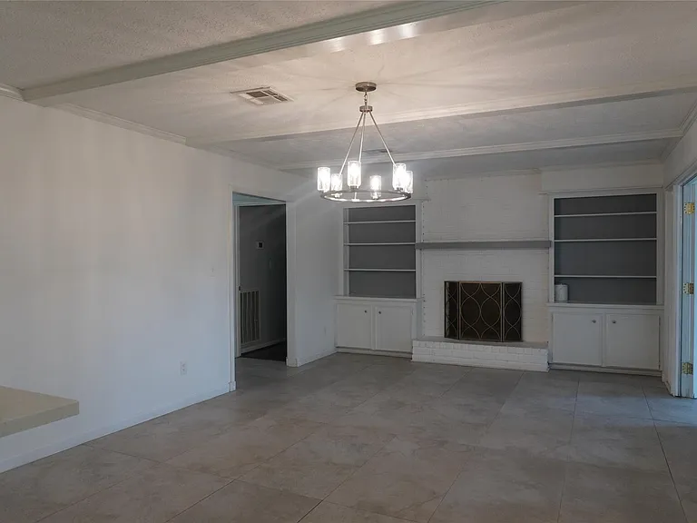 10703 Wickersham Ln — Photo 12