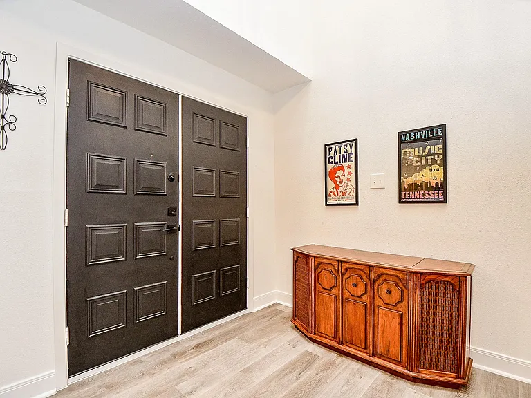 2940 Windchase Blvd #8 — Photo 2
