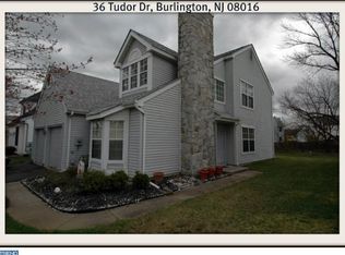 36 Tudor Dr, Burlington, NJ 08016
